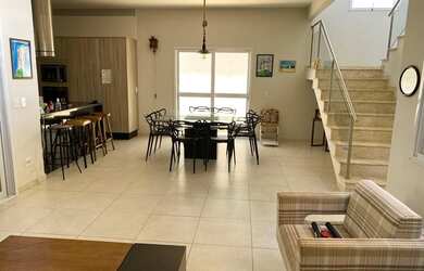 Imagem 1: Casa condomínio sobrado venda 242 metros 4 suítes Residencial Yucatan...