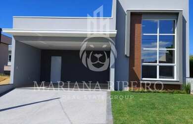 Imagem: A casa em condomínio possui 3 Dormitórios, 4 Banheiros, 4