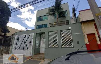 Imagem: O depósito possui 5 Vagas na garagem, 1.055m² de Área e