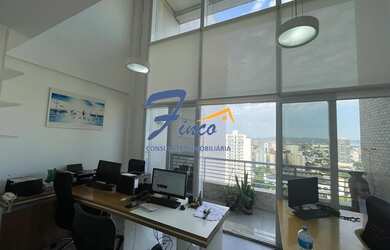 Imagem: O depósito possui 2 Vagas na garagem, 74m² de Área e está