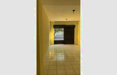 Imagem: O depósito possui 43m² de Área e está localizado em Henrique