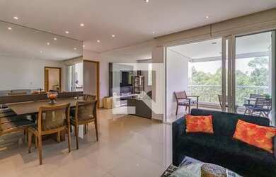 Imagem: O apartamento possui 3 Dormitórios, 2 Banheiros, 2 Vagas na