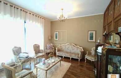 Imagem: O depósito possui 5 Vagas na garagem, 319m² de Área e está