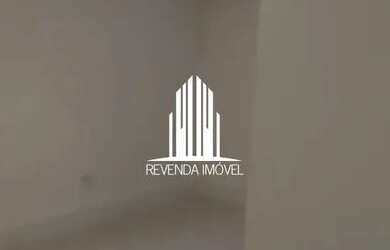 Imagem: O depósito possui 1 Vaga na garagem e 33m² de Área e está