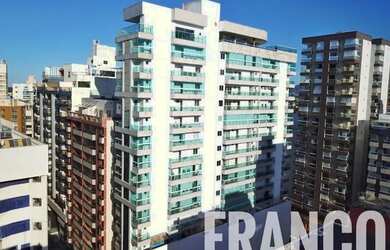 Imagem: O apartamento possui 3 Dormitórios, 1 Banheiro, 2 Vagas na