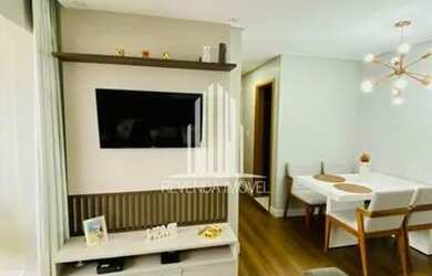 Imagem: O apartamento possui 2 Dormitórios, 1 Banheiro, 1 Vaga na garagem