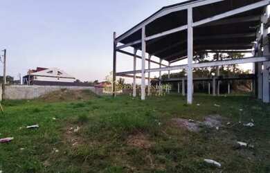 Imagem: O terreno possui 900m² de Área e Imóvel novo e está localizado