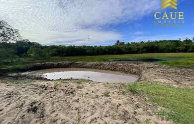 Imagem 8: Terreno de frente para açude