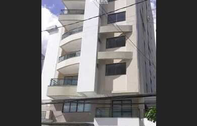 Imagem: O apartamento possui 3 Dormitórios, 1 Banheiro, 3 Vagas na