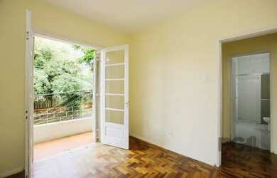 Imagem: O apartamento possui 2 Dormitórios, 2 Banheiros, 795m² de