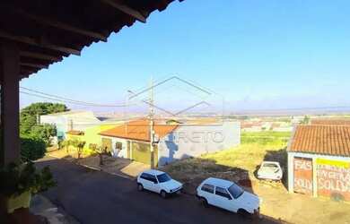 Imagem 6: Casa Residência em Jaú. 12m² de Área, 2 Vagas na garageme4 Dormitórios