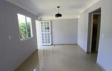 Imagem: A casa em condomínio possui 3 Dormitórios, 2 Banheiros, 2