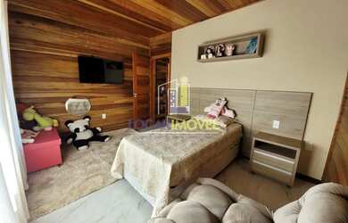 Imagem 15: Oportunidade! Casa de 3 quartos sendo 2 suítes sendo a master com closet, casa com 250m2 d