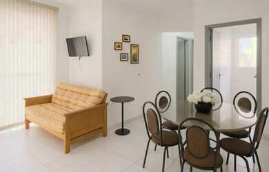 Imagem: O apartamento possui 1 Dormitório, 2 Banheiros, 1 Vaga na garagem