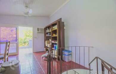 Imagem 2: Imóvel para venda tem 147 metros quadrados com 2 quartos em Petrópolis...