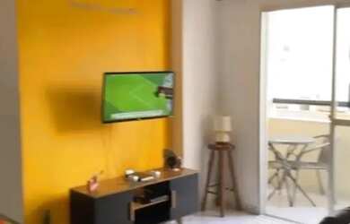 Imagem: O apartamento possui 2 Dormitórios, 1 Banheiro, 1 Vaga na garagem