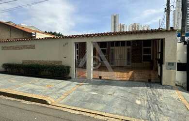 Imagem 2: Casa à venda em Campinas, Cambuí, com 3 quartos, com 172 m²