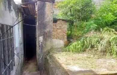 Imagem: O terreno possui 360m² de Área e está localizado em Vila