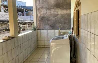 Imagem 5: Prédio com três casas independente