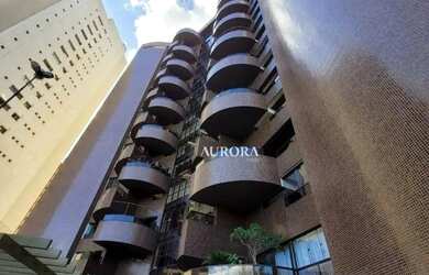 Imagem: O apartamento possui 4 Dormitórios, 5 Banheiros, 4 Vagas na