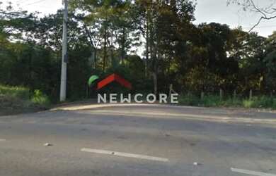 Imagem: O terreno possui 4733m² de Área e Imóvel novo e está localizado