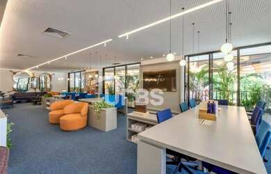 Imagem: O depósito possui 1 Vaga na garagem, 48m² de Área e está