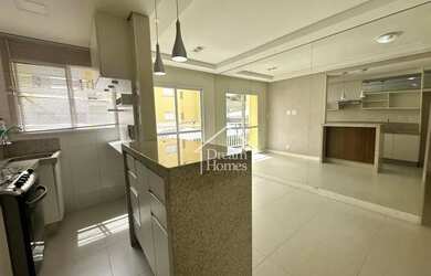 Imagem: O apartamento possui 2 Dormitórios, 1 Banheiro, 1 Vaga na garagem