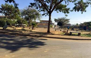 Imagem: O terreno possui 750m² de Área e está localizado em Mário