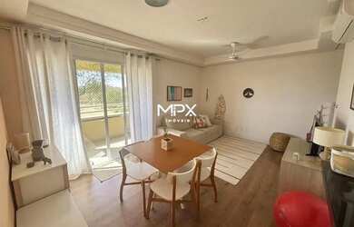 Imagem: O apartamento possui 3 Dormitórios, 2 Banheiros, 2 Vagas na