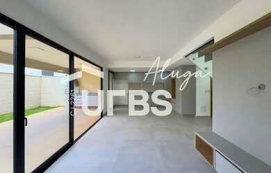 Imagem: A casa em condomínio possui 4 Dormitórios, 4 Banheiros, 2