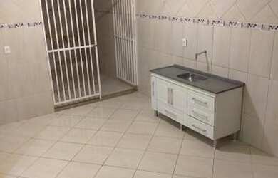 Imagem 10: Alugo casa no bairro Parque das Árvores em Cantagalo região serrana...