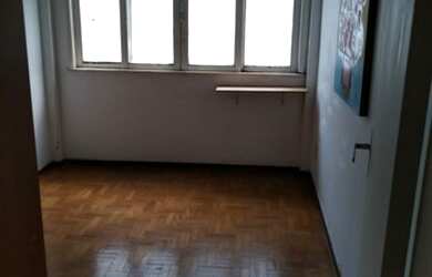 Imagem: O apartamento possui 2 Dormitórios, 1 Banheiro, 90m² de Área