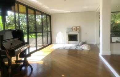 Imagem: O apartamento possui 3 Dormitórios, 5 Banheiros, 4 Vagas na