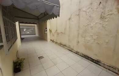 Imagem 5: CASA NO LUZIA. Varanda, Guarda roupa, 205m² de Áreae4 Vagas na garagem