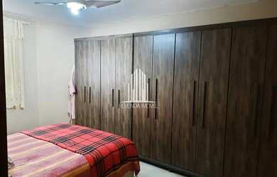 Imagem: A casa possui 3 Dormitórios, 2 Banheiros, 1 Vaga na garagem