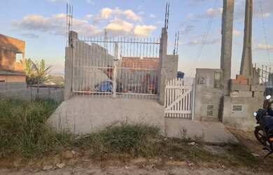 Imagem 5: Aluga-se casa. Área de serviço, 1 Banheiroe1 Dormitório