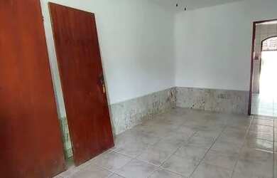 Imagem 14: Ótima casa com piscina à venda no bairro Marquês de Maricá