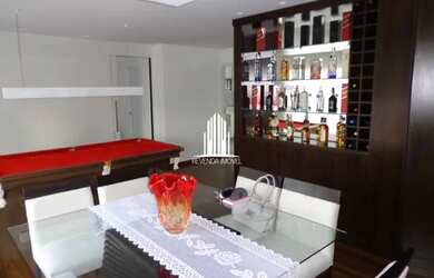 Imagem: O apartamento possui 3 Dormitórios, 3 Banheiros, 2 Vagas na