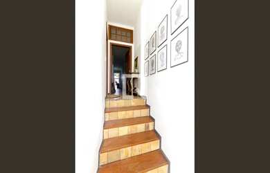 Imagem: A casa possui 1 Dormitório, 1 Banheiro, 90m² de Área e está