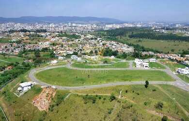 Imagem: O terreno possui 457m² de Área e está localizado em Loteamento