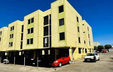 Imagem: O apartamento possui 2 Dormitórios, 1 Banheiro, 2 Vagas na