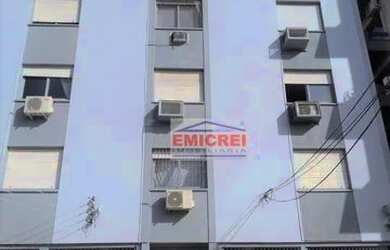 Imagem: O apartamento possui 1 Dormitório, 1 Banheiro, 2 Vagas na garagem