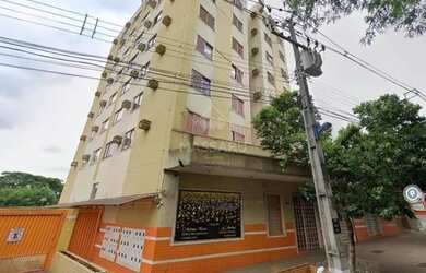 Imagem: O apartamento possui 3 Dormitórios, 1 Banheiro, 1 Vaga na garagem