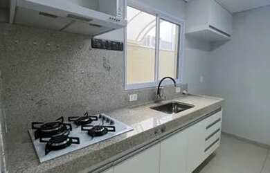 Imagem: A casa em condomínio possui 3 Dormitórios, 3 Banheiros, 2