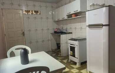 Imagem: A casa à venda possui 2 Dormitórios, 1 Banheiro e 100m² de