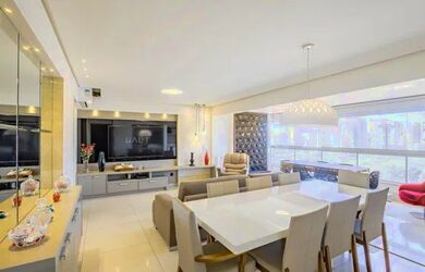 Imagem: O apartamento possui 3 Dormitórios, 4 Banheiros, 2 Vagas na