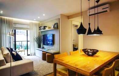 Imagem: O apartamento possui 2 Dormitórios, 1 Banheiro, 1 Vaga na garagem