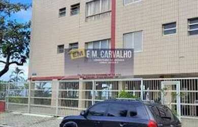 Imagem: O apartamento possui 1 Dormitório, 1 Banheiro, 1 Vaga na garagem