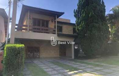 Imagem: A casa em condomínio possui 4 Dormitórios, 4 Banheiros, 4