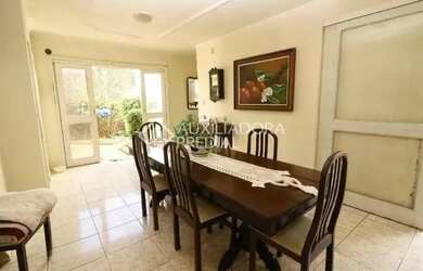 Imagem 10: Casa para alugar com 254m², 4 quartos e 4 vagas